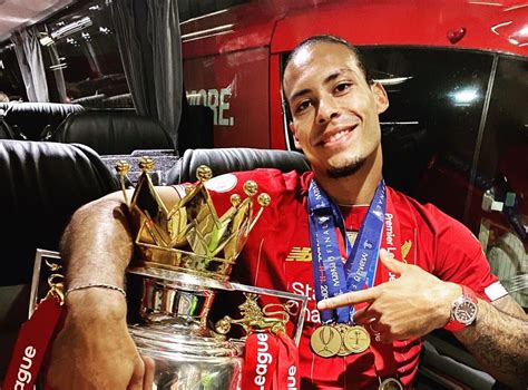 virgil van dijk salaris